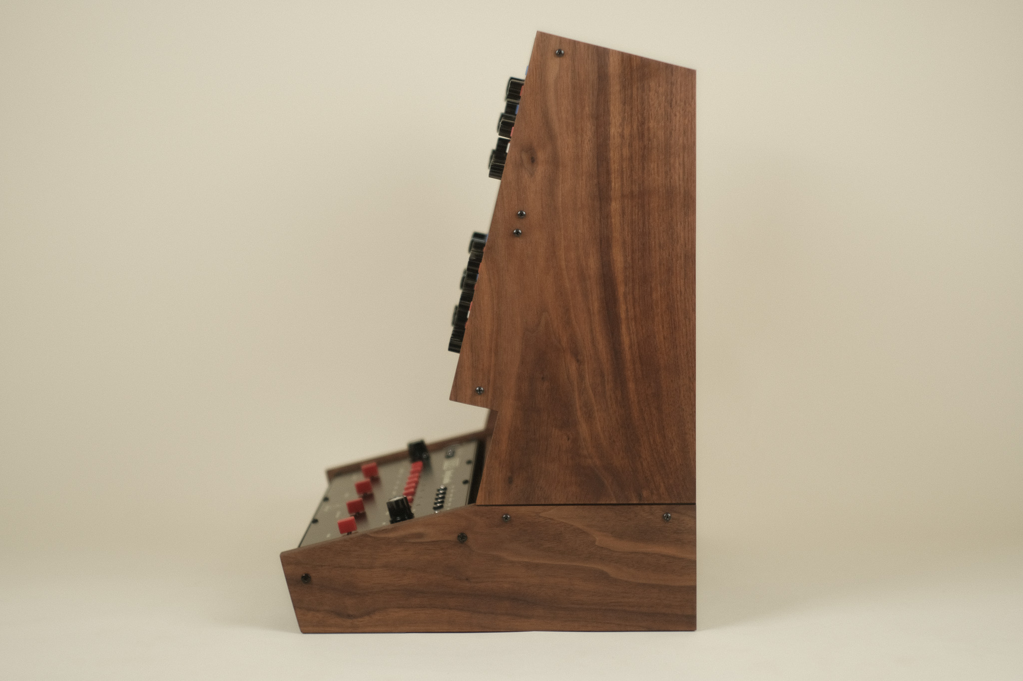 Behringer Synth Stand Base Side View - View 3